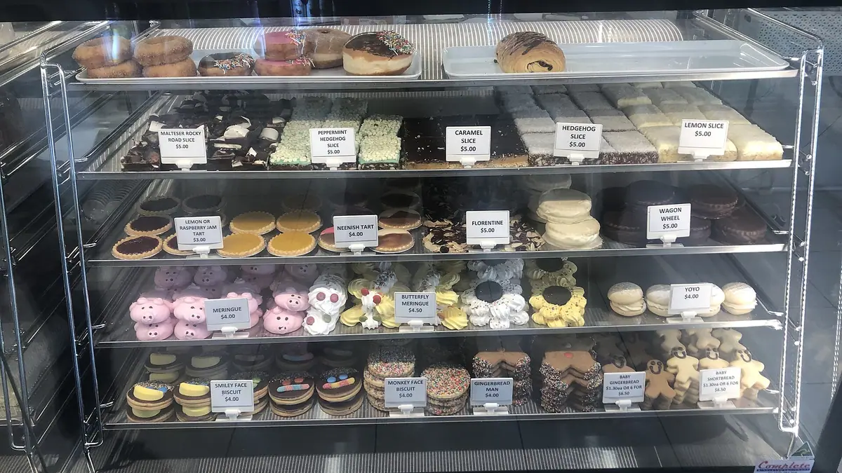 Ivan's Bakery – bakery in Windmill Hill, Gravesend